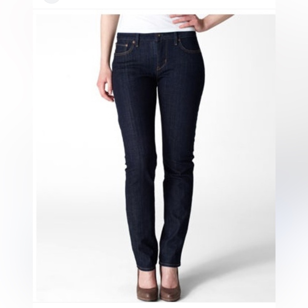 Levis Curve ID Slight Curve Modern Rise Skinny Jeans Dark Blue Size 25 NWT